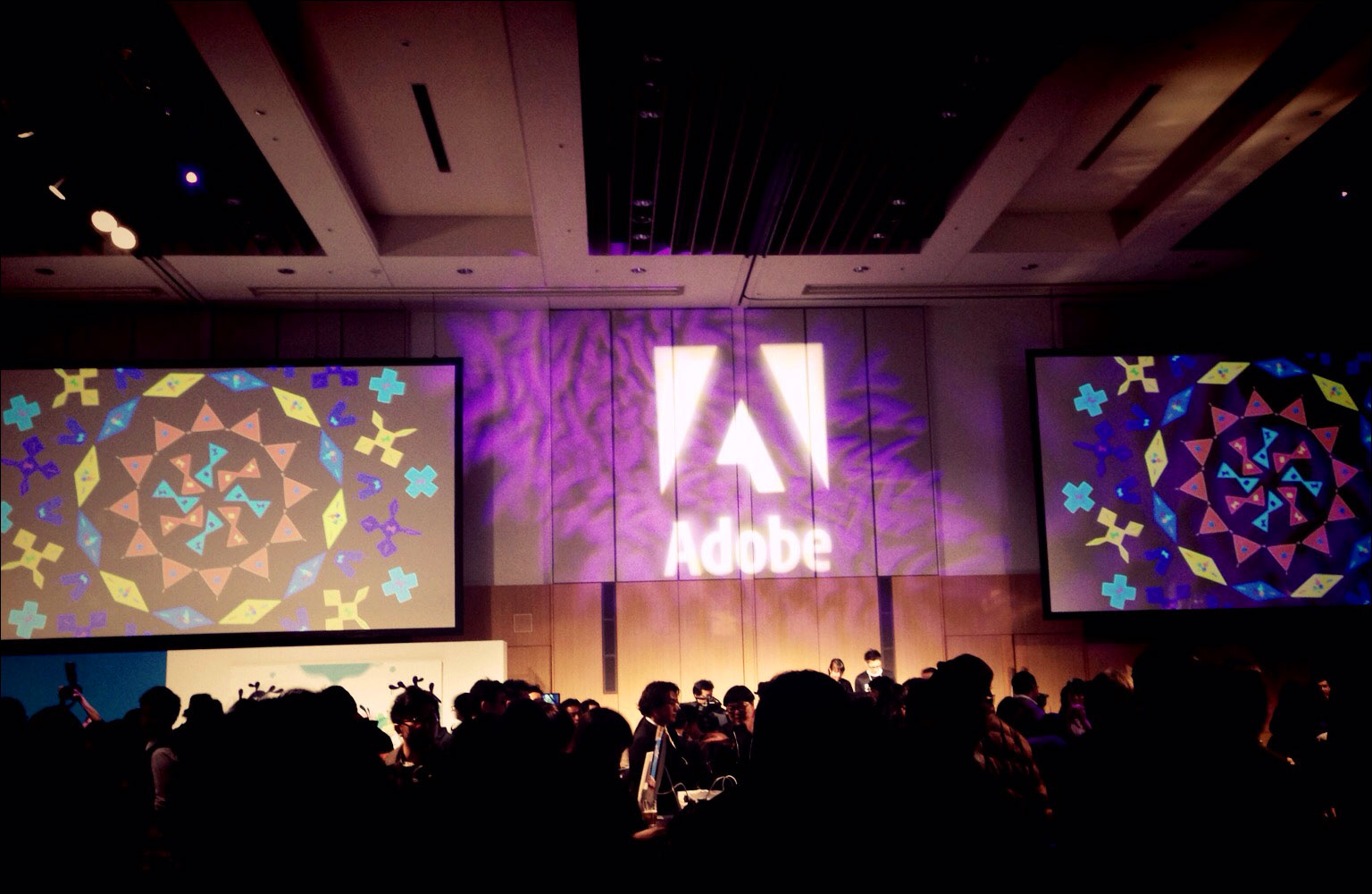 Adobe Live 2015終了後のビアバッシュの様子
